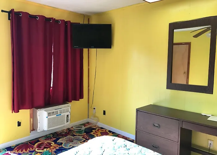 Heritage Motel *